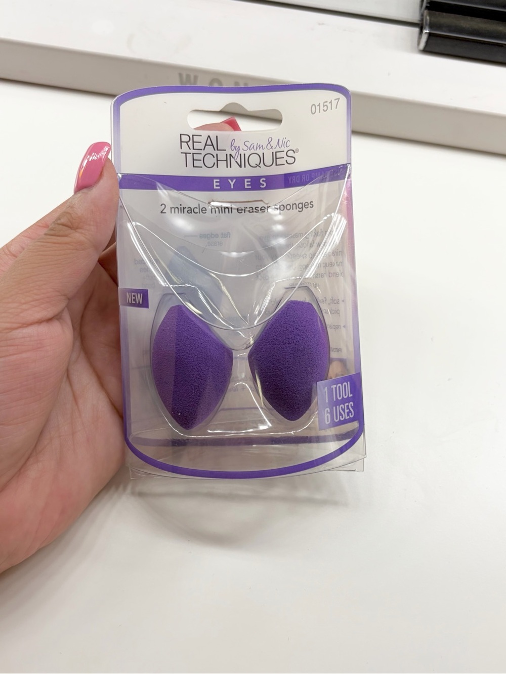 Real Techniques “Eyes” 2 Miracle Mini Sponges
